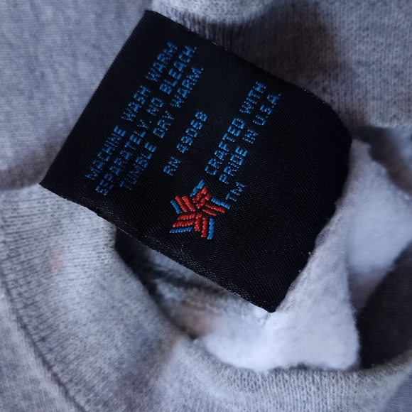 Rare Vintage UWP Up With People Non-Profit Embossed Crewneck Sweater - Picture 8 of 8